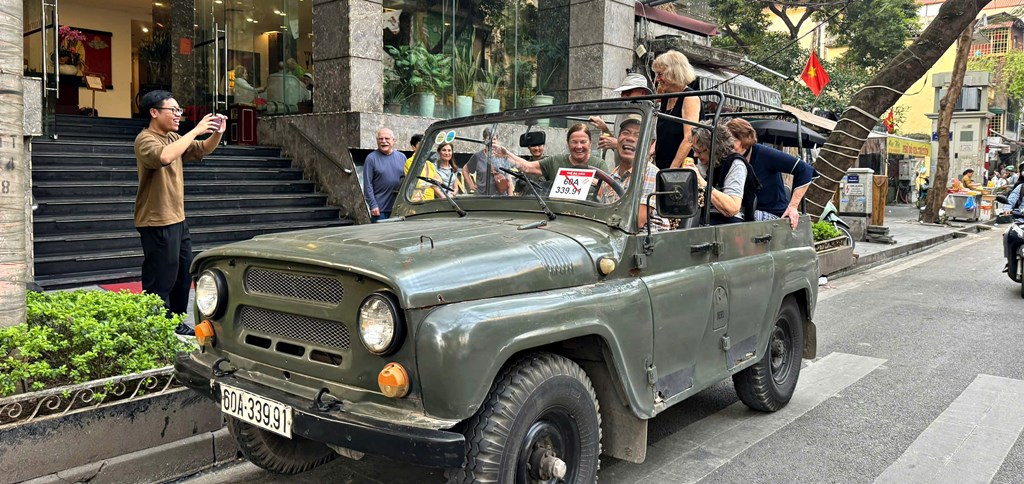 Jeep Tour à Hanoi