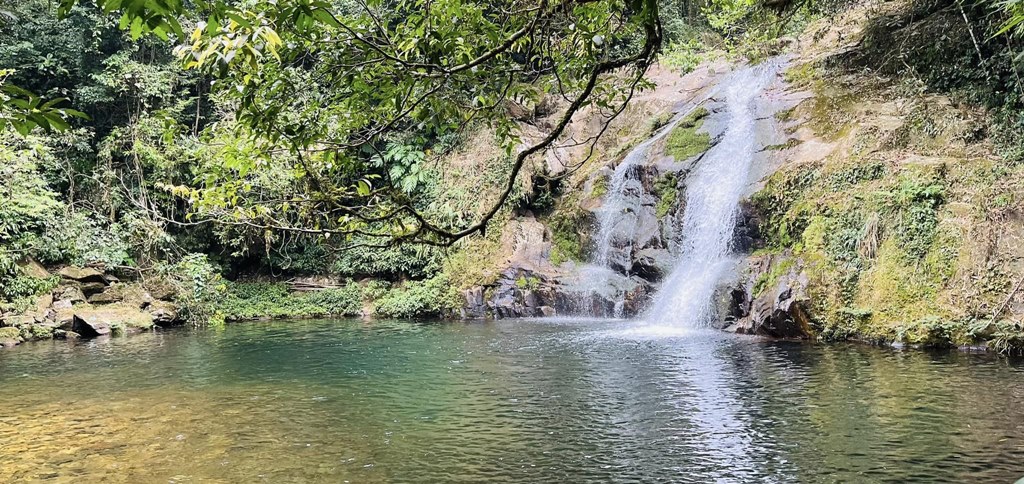 Cascade Khe Tien à Binh Lieu